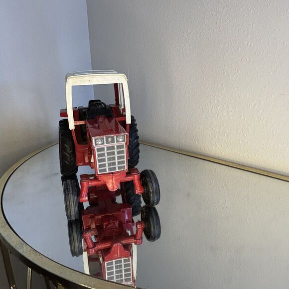 ERTL International 1586 Tractor With Cab 1/16 Scale Diecast Vintage Collector - Picture 4 of 10